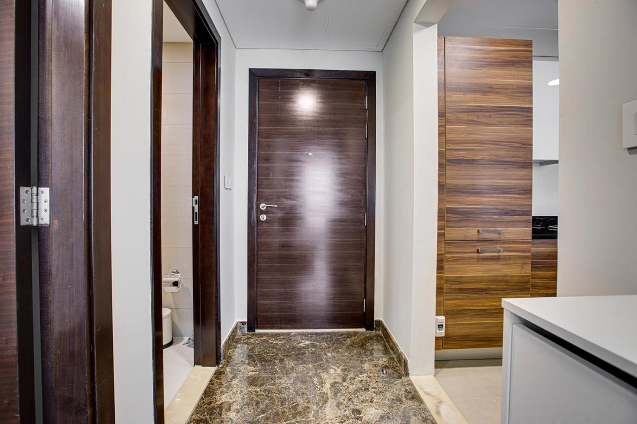 Appartement 1bd In Sparkle Tower By Swarovsky Big Capacity Dubaï