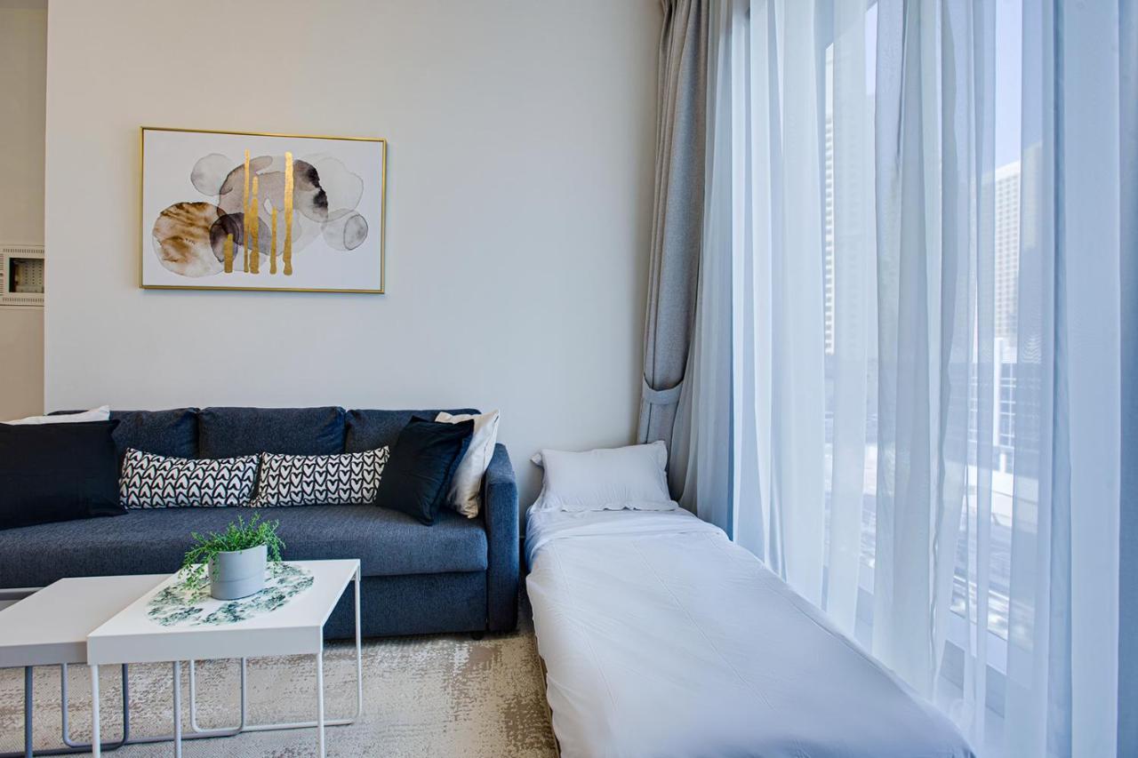 1bd In Sparkle Tower By Swarovsky Big Capacity * Dubaï