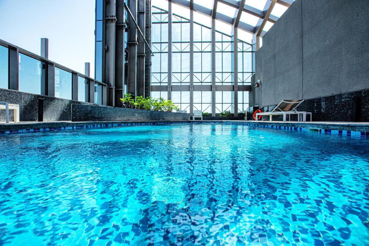 1bd In Sparkle Tower By Swarovsky Big Capacity Dubaï